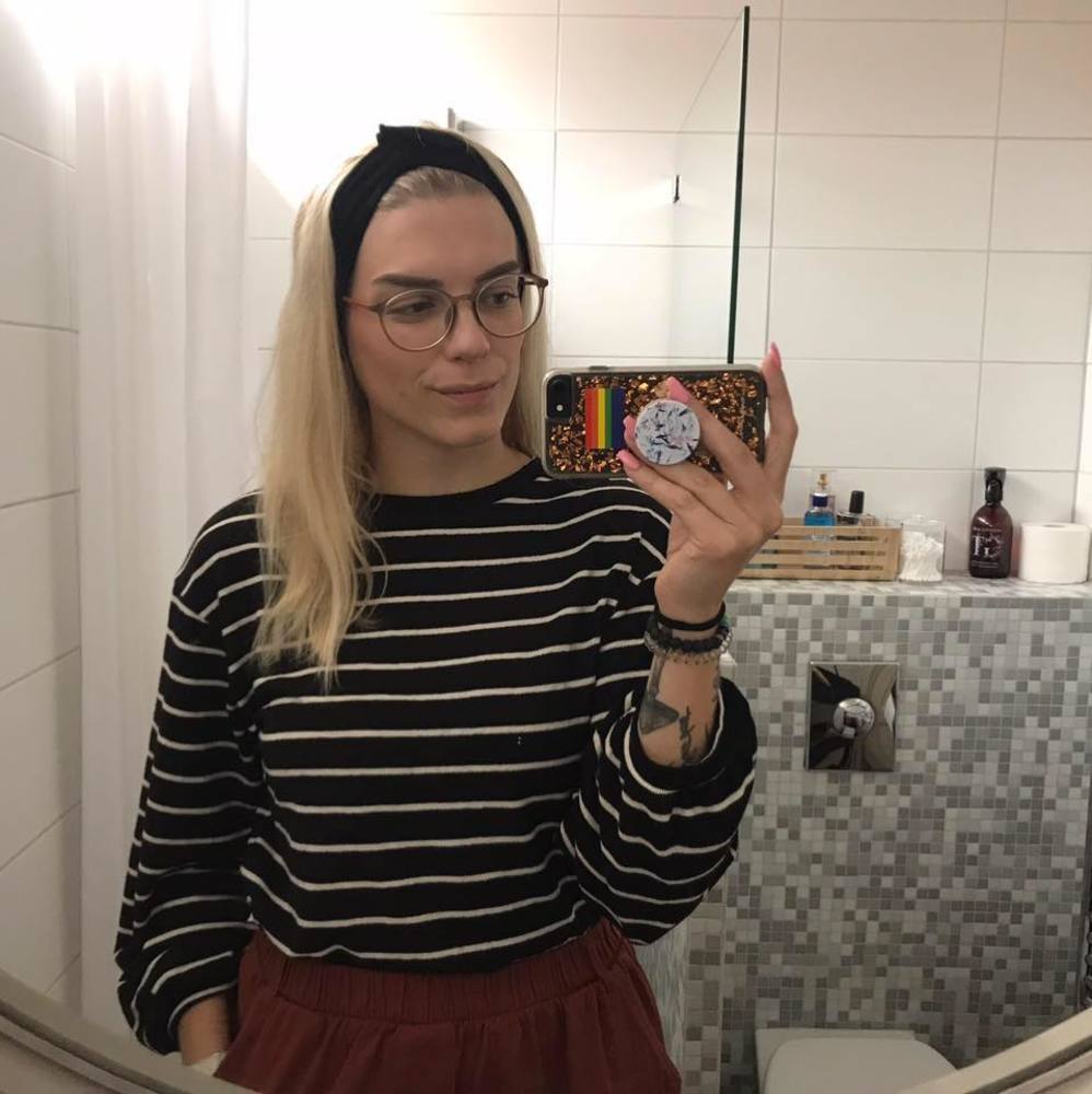 Meet your Posher, Laurin
